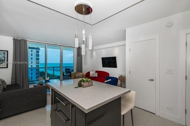 Photo - 2301 Collins Ave Unit 1111