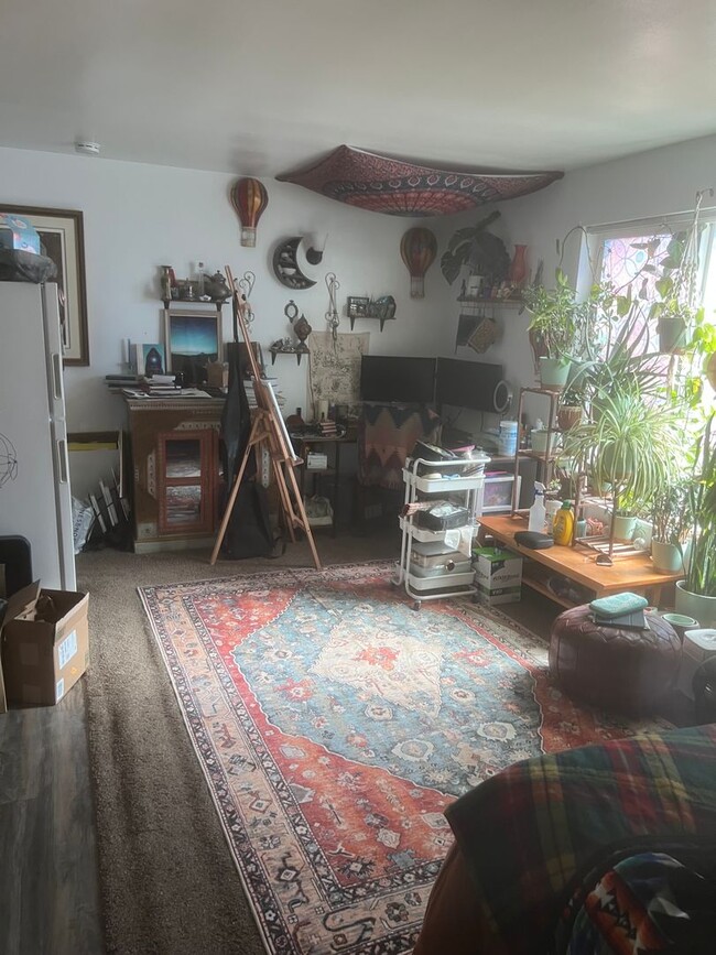 Building Photo - 1 bed/1 bath South of BYU Campus Unit 14 Rental