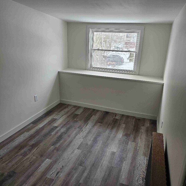 Photo - 156 Ontario St Unit 2