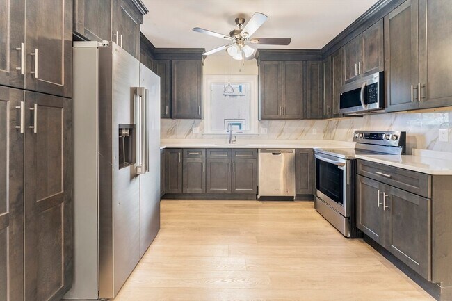 Photo - 27 Perrin St Unit 1