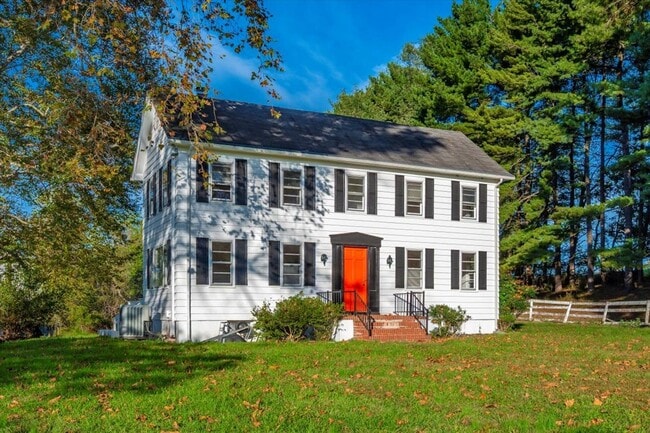 Private Home w/ Pond & Fantastic Views - Private Home w/ Pond & Fantastic Views