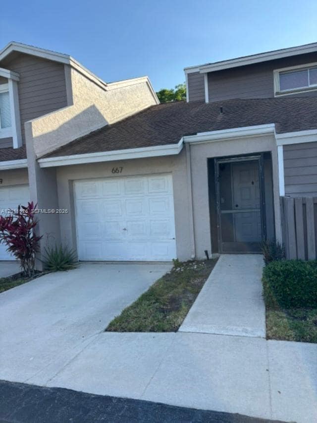 Building Photo - 667 Woodgate Ln