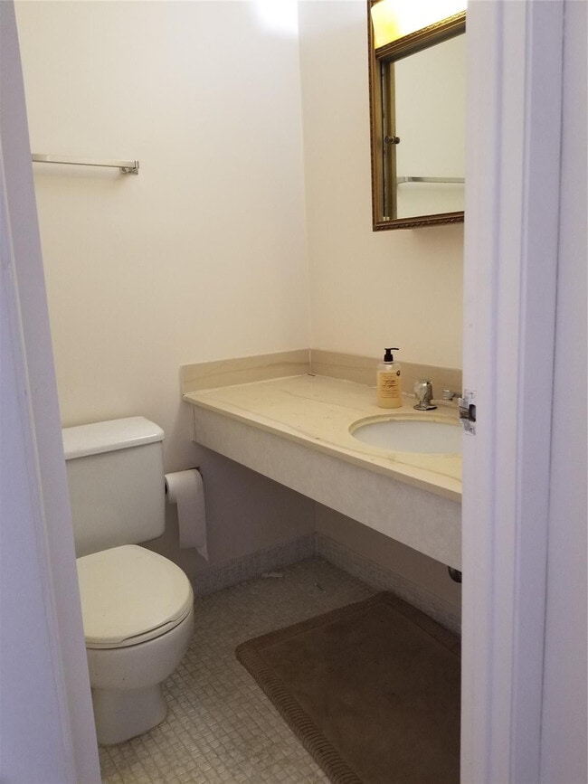 Photo - 1950 S Ocean Dr Unit 19b