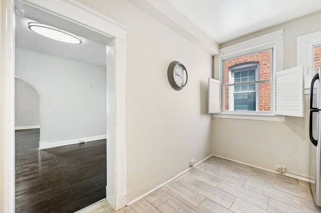 Photo - 2431 Linden Ave Unit #2