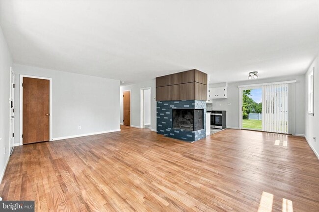 Photo - 112 Stump Rd
