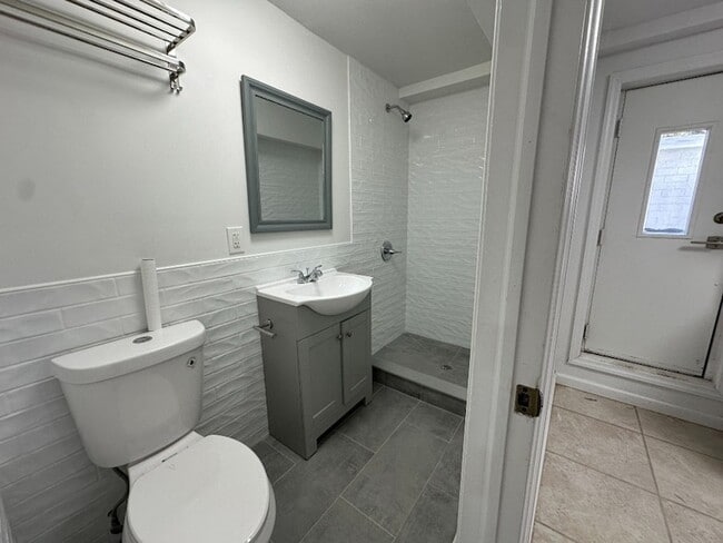 Photo - 101 Pioneer St Unit 1