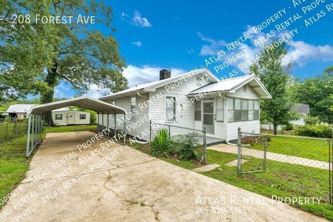 Building Photo - 208 Forest Ave