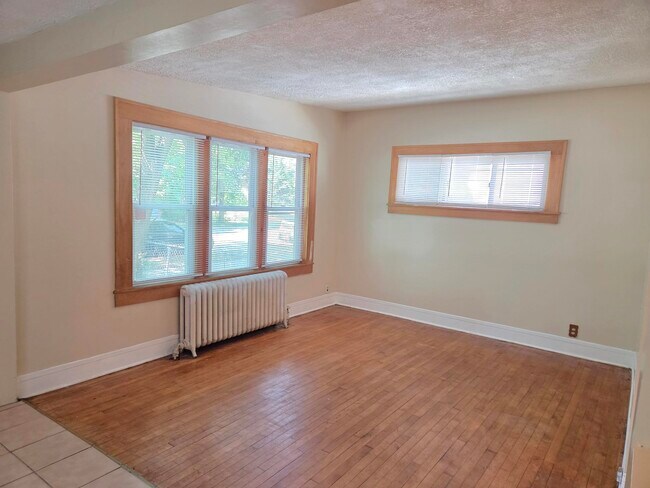 Photo - 3412 N Girard Ave