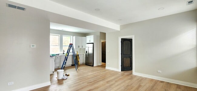 Photo - 2552 S Central Park Ave