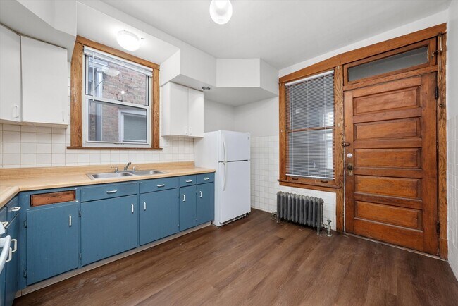 Photo - 2103 Highland Ave