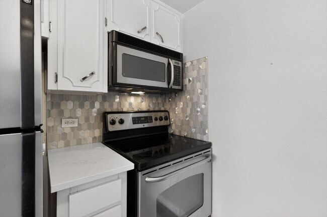 Photo - 2262 S Vly Hwy