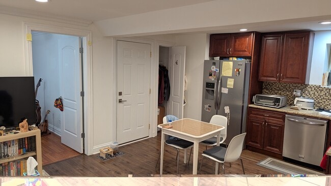 Photo - 3345 W Cullom Ave Unit G