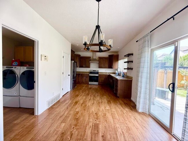 Photo - 2007 Fielding Hill Ln