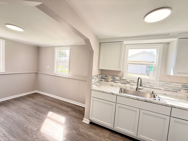 Photo - 22079 Rausch Ave