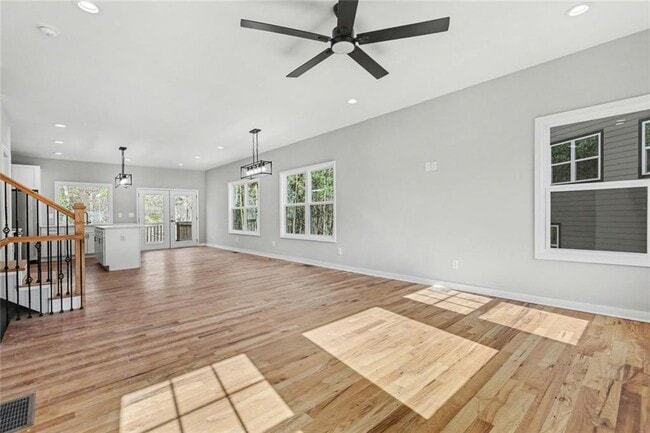 Photo - 3185 Tackett Rd