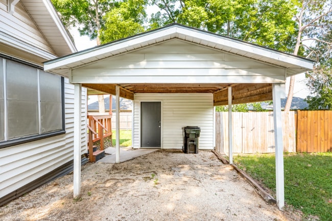 Photo - 909 N Anna St