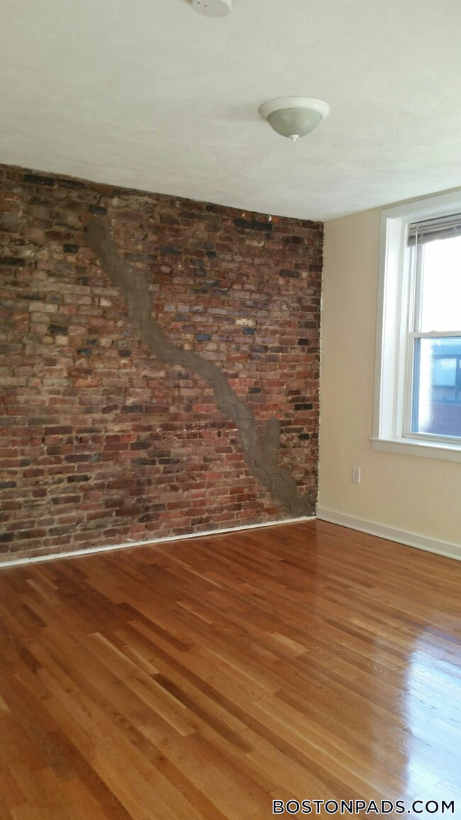 Photo - 145 Endicott St Apartment Unit 10