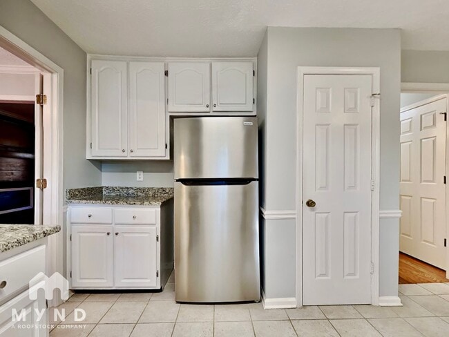 Photo - 141 McElroy Rd