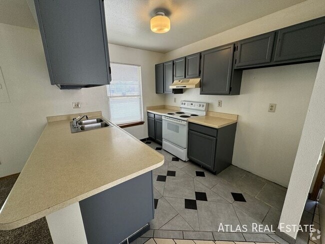 Building Photo - 535 Prestonwood Dr Rental