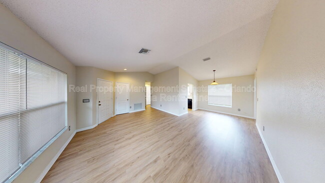 Photo - 1016 Soldier Creek Ct