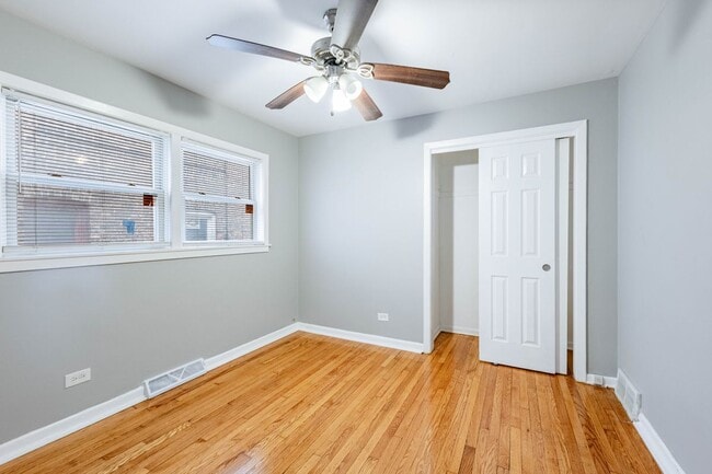 Photo - 7637 S Essex Ave