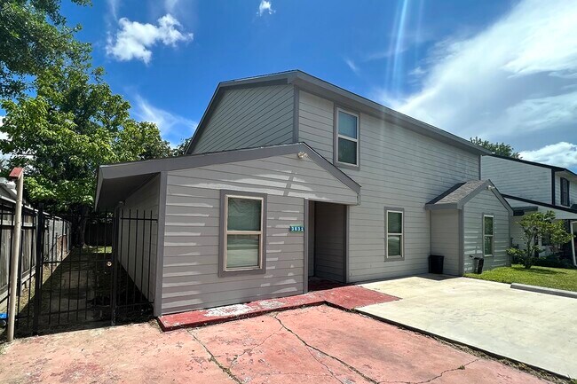 Building Photo - 3831 Cosby St Rental