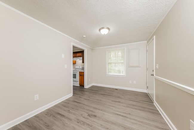 Photo - 1404 Waterloo Dr