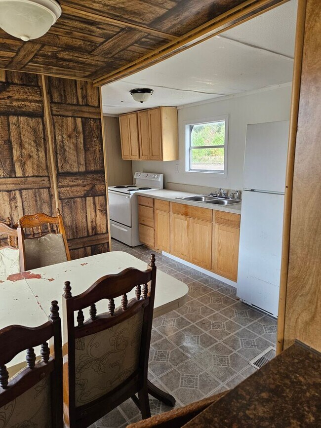 Photo - 2 bed 1 bath mobile home for rent Unit 10620-#1