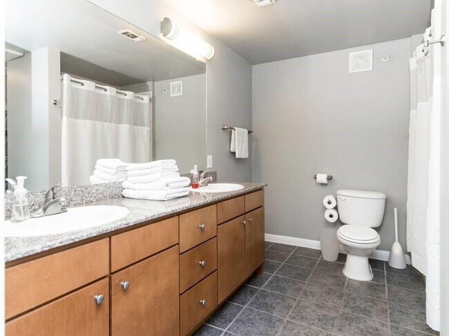 Photo - 2502 Leon St Unit 217