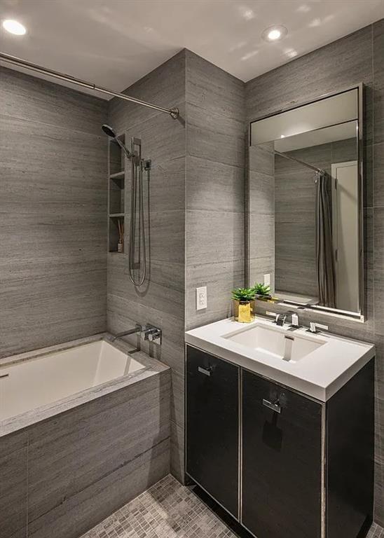 Photo - 252 South St