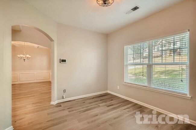 Photo - 4059 Tarnwood Pl