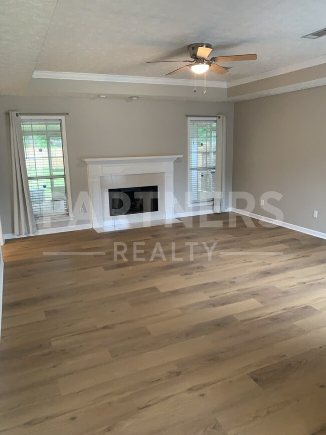 Photo - 6208 Sandy Ridge Curv