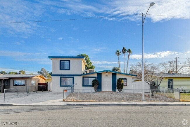 Building Photo - 5813 W Balzar Ave Rental
