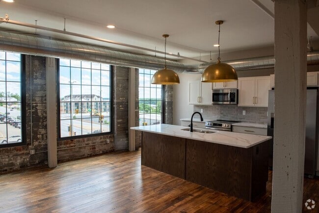 Building Photo - 116 N 3rd St Rental