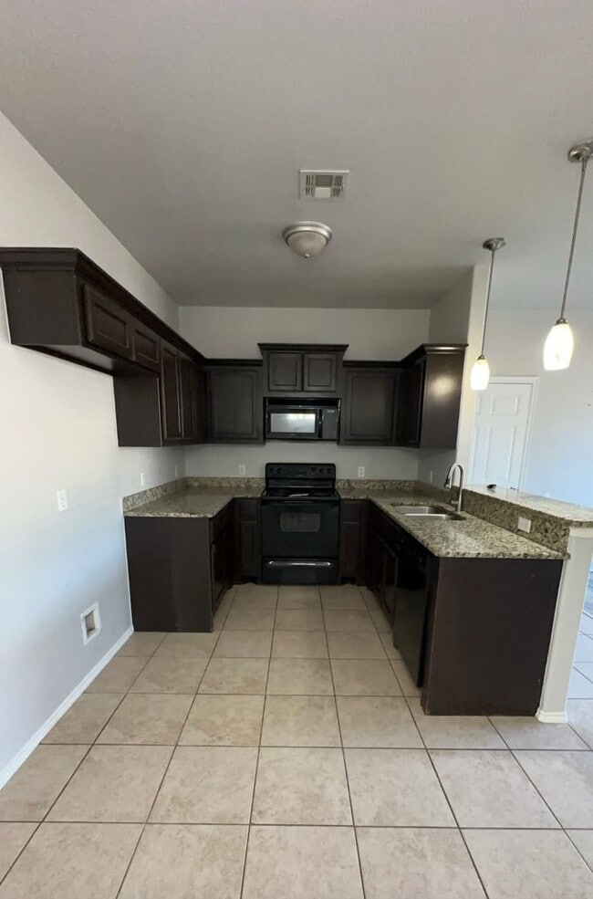 710 NE 20th Terrace