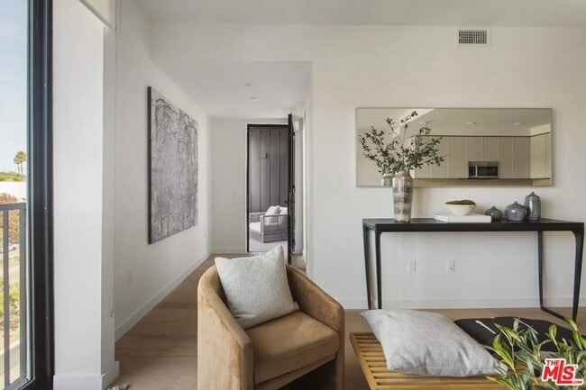 Photo - 10310 Santa Monica Blvd Unit 522