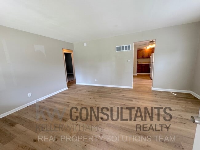 928 Blenheim Rd