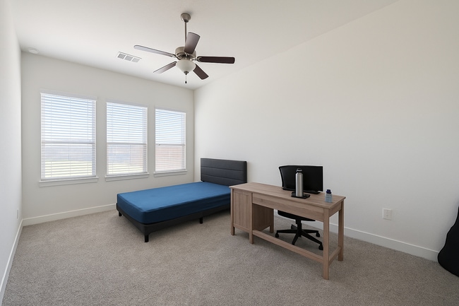 Photo - 1535 Cathedral Bend Dr Townhome