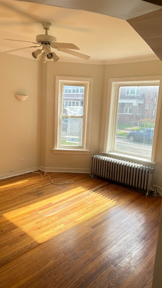 Family Room - 7917 S Peoria St Unit 1A