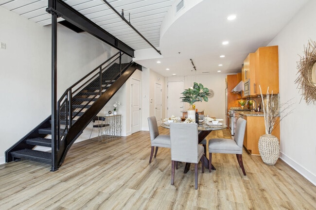 Photo - 2125 14th St NW