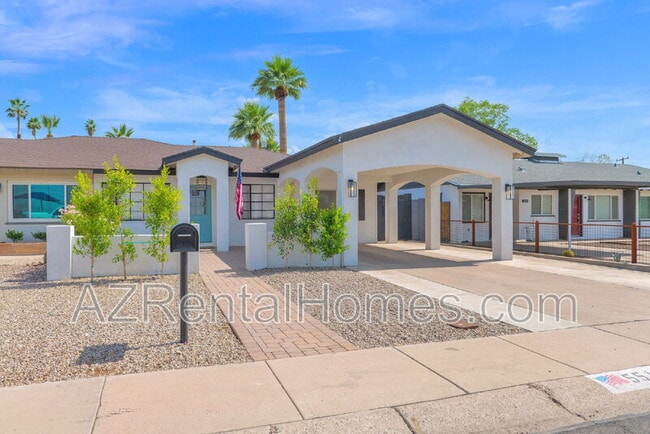 Photo - 5513 E Earll Dr Casa