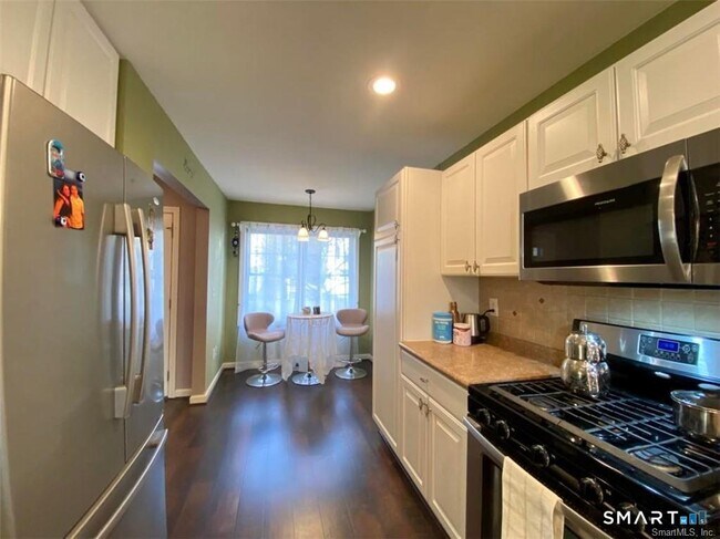 Photo - 1303 Bradford Dr Unit 1303