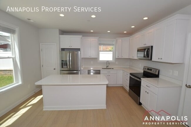 Photo - 503 Highland Dr