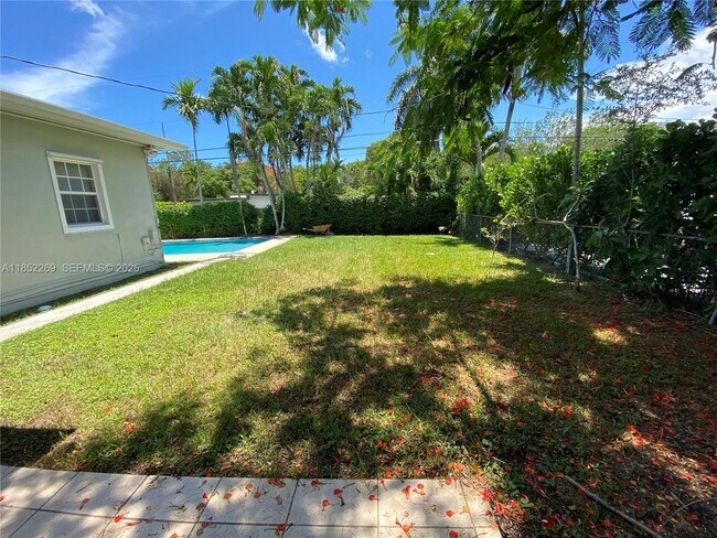 Photo - 5940 SW 47th St