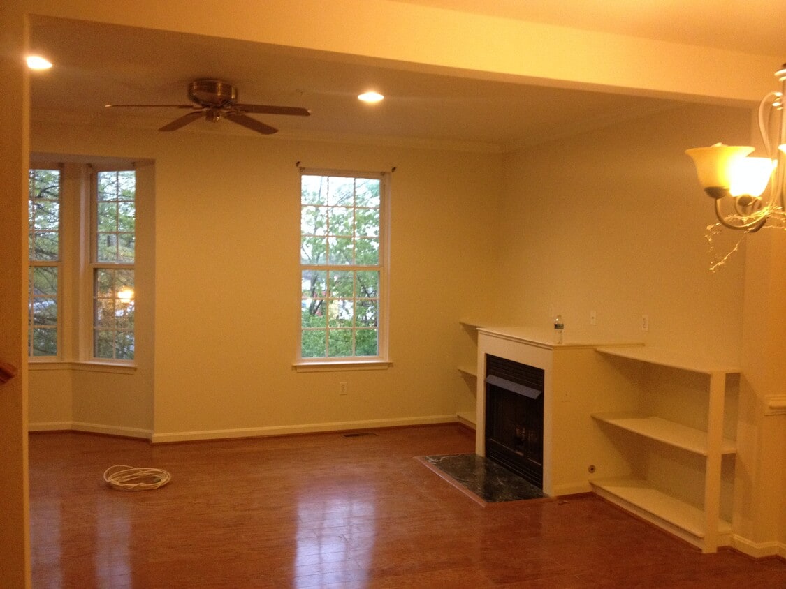 Photo - 136 Sanborn Pl (Alexandria, VA)