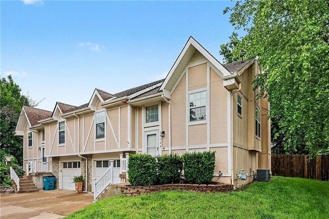 Building Photo - Newly Updated 3 Bed/2 Bath Duplex in Blue Valley with Fenced Yard, Large Deck & Attached 2-Car Ga...
