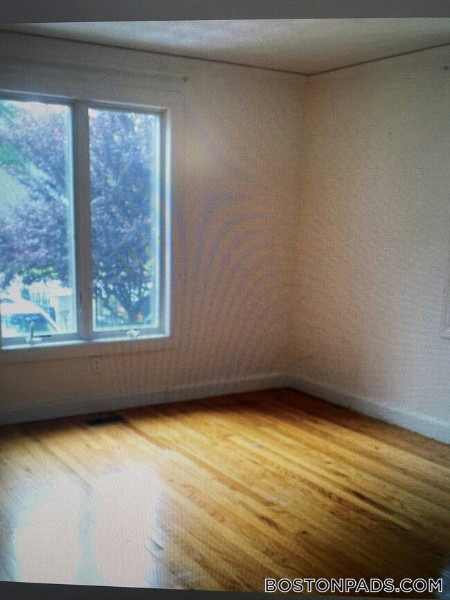 Photo - 167 Summer St Unit 1