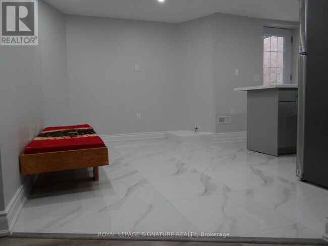 Photo - 316 Dalgleish Garden