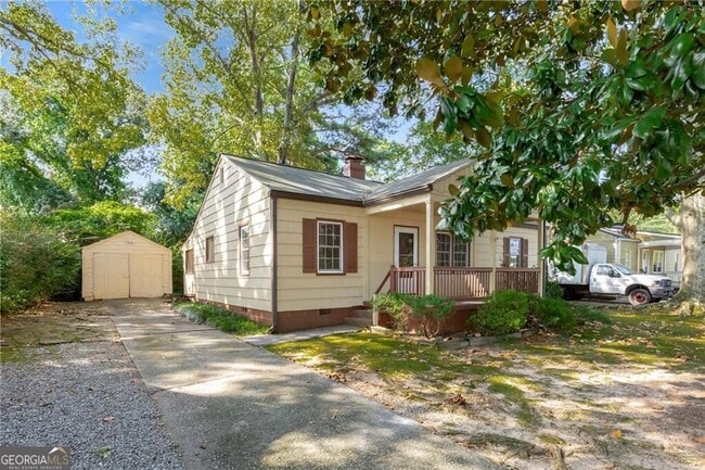 Photo - 1951 Dresden Dr NE