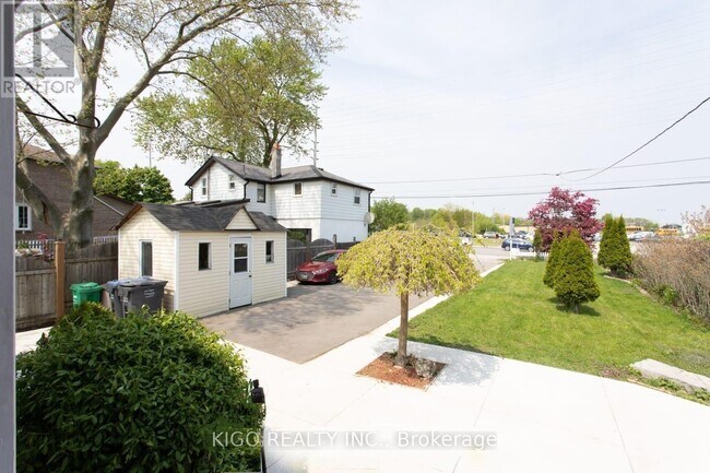 Photo - 1328 Cawthra Rd